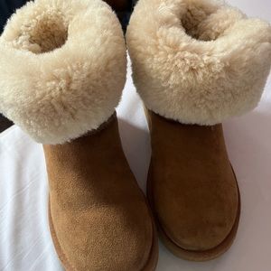 UGG Boots Size W7